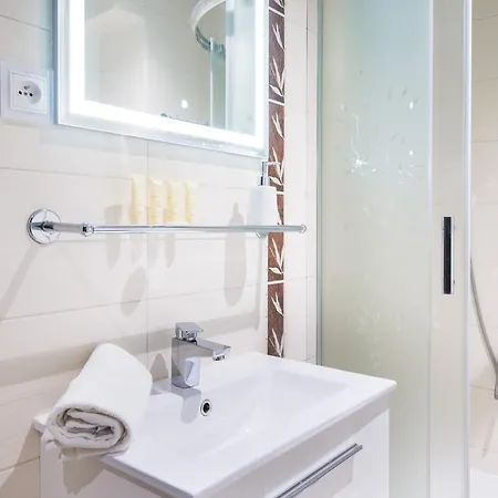 Apartament 6 Os, Dwupoziomowy 56M2 Z 2 Balkonami Kołobrzeg Zewnętrze zdjęcie
